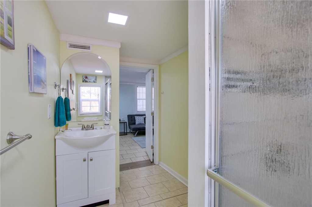 23 Center St - Sunny Side Down - Downstairs Apartment Folly Beach Cameră foto